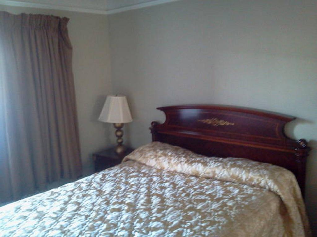 Golden Gate Lodging プラッツバーグ エクステリア 写真