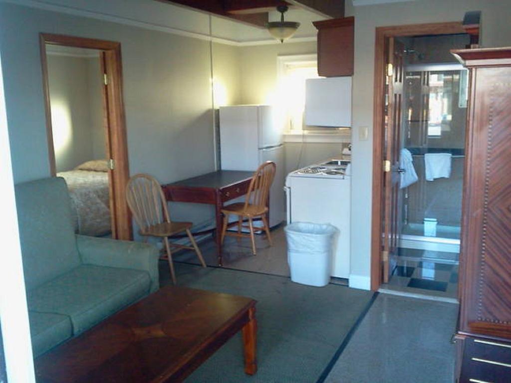 Golden Gate Lodging プラッツバーグ エクステリア 写真